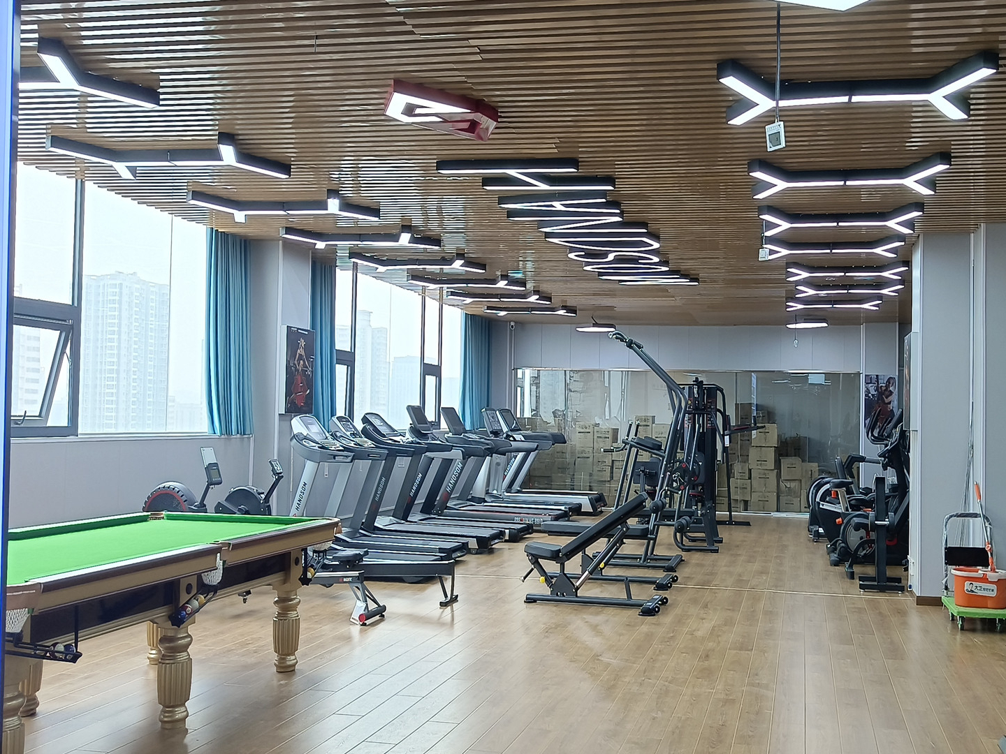 悍德森展廳中心